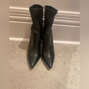 Faux leather heeled boots - 10